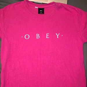OBEY tshirt size xsmall
